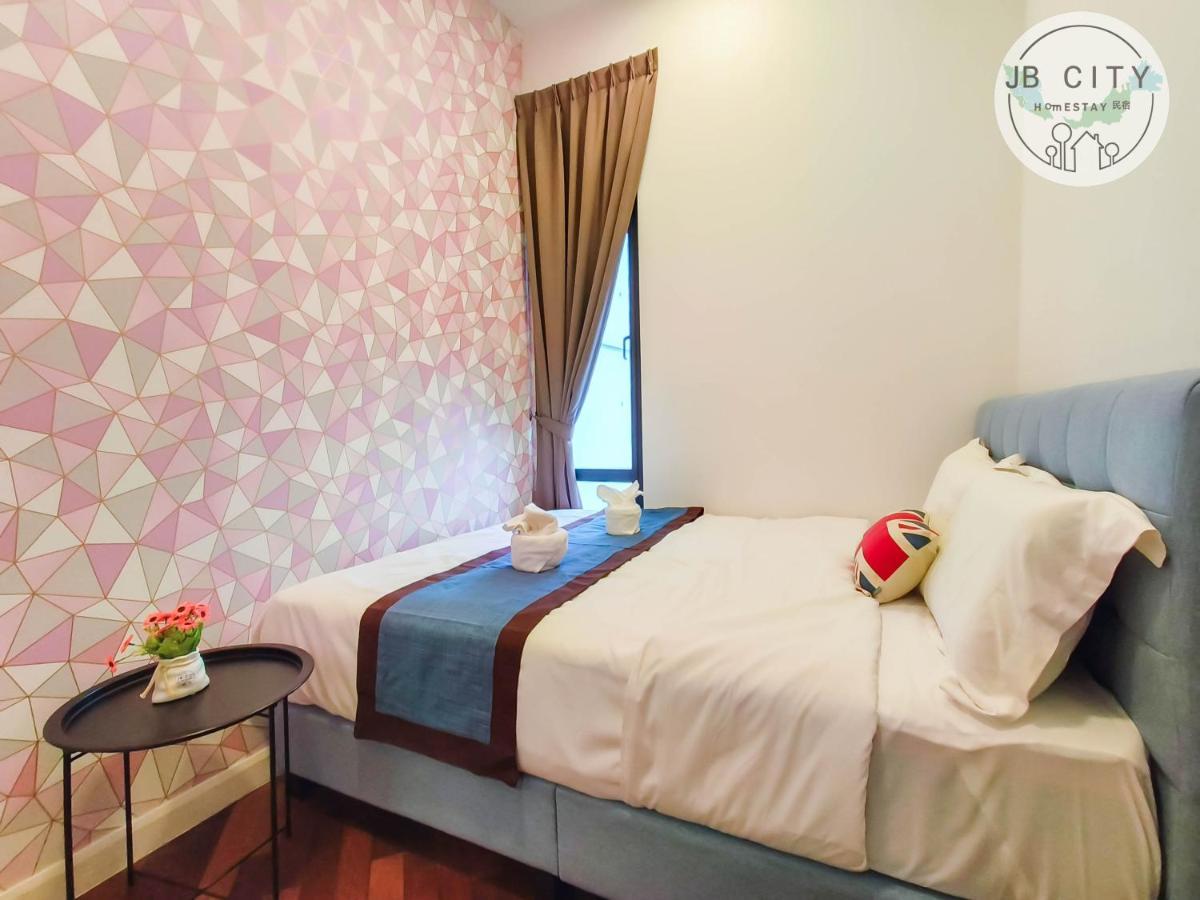 Grand Medini Suites By Rr Jbcity Nusajaya  Exterior foto